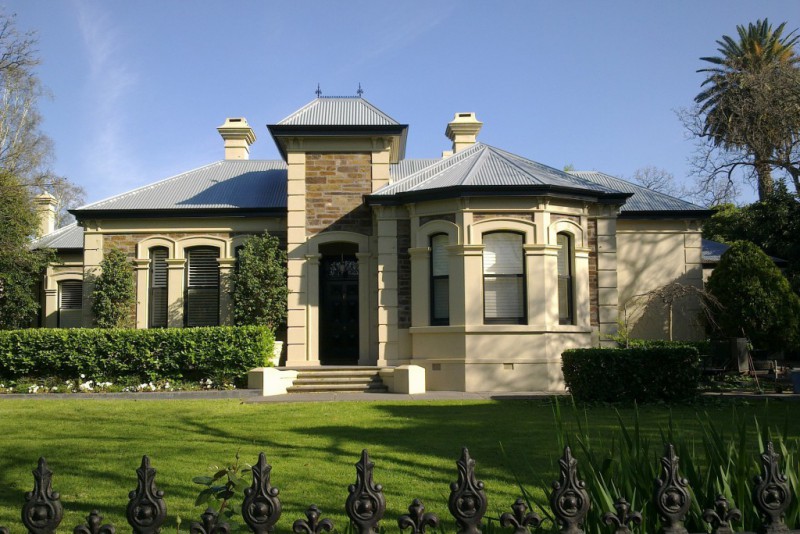 Mansion With Everything You Need