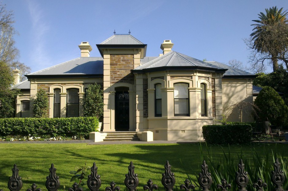 Mansion With Everything You Need