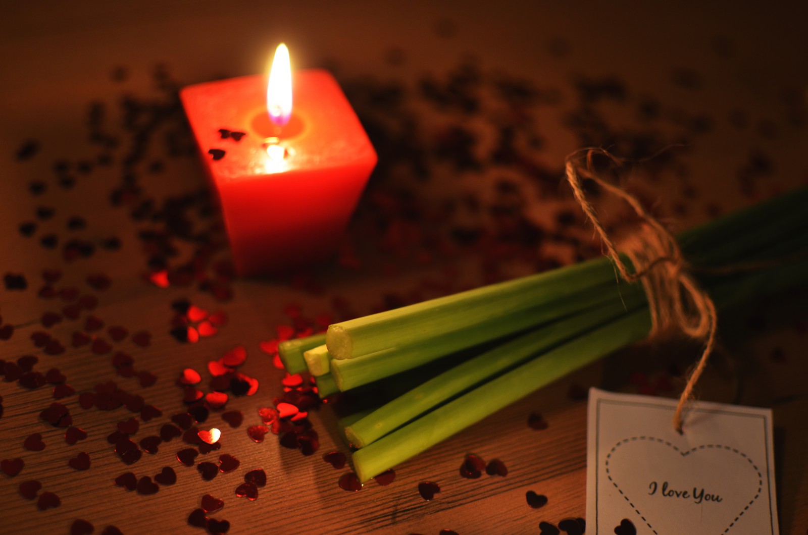 candlelight-love-romantic-3455.